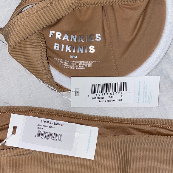 NWT Frankie’s Bikinis ribbed bikini set. L top and M bottom. - Picture 4 of 4